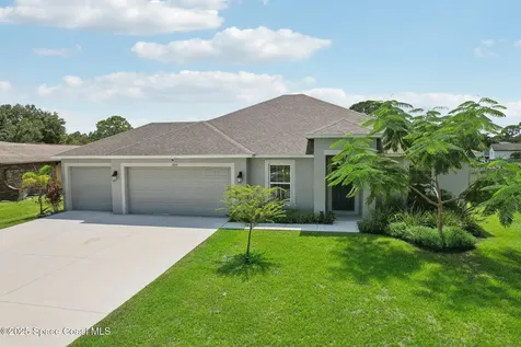 884 Lilac Street SE Palm Bay FL 32909