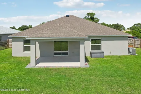 884 Lilac Street SE Palm Bay FL 32909