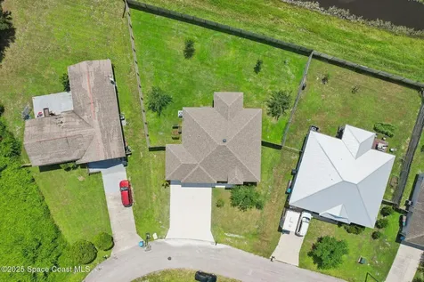 884 Lilac Street SE Palm Bay FL 32909