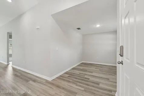 884 Lilac Street SE Palm Bay FL 32909
