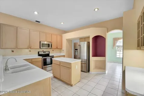 970 Sierra Place NE Palm Bay FL 32907
