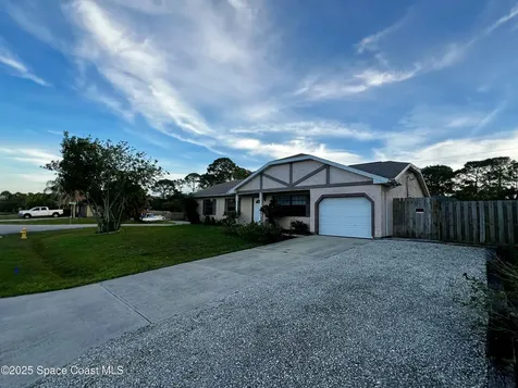 202 Cocoa Street SE Palm Bay FL 32909