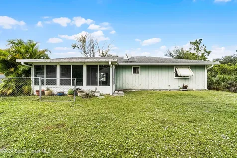 1636 Salazar Street SE Palm Bay FL 32909