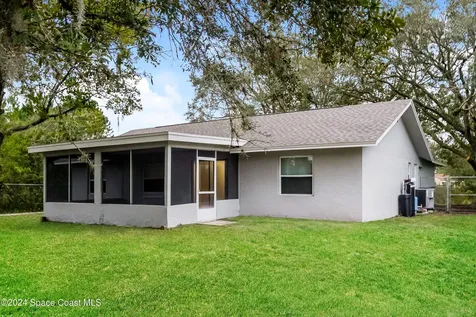 2036 SE Walsh Avenue SE Palm Bay FL 32909