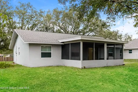 2036 SE Walsh Avenue SE Palm Bay FL 32909
