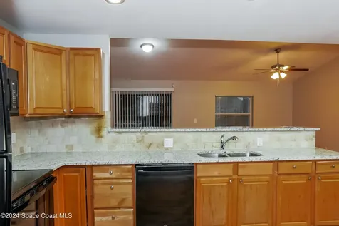2036 SE Walsh Avenue SE Palm Bay FL 32909