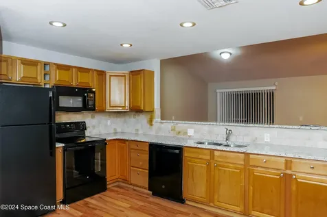 2036 SE Walsh Avenue SE Palm Bay FL 32909