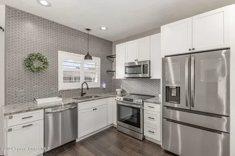 1010 Citrus Avenue NE Palm Bay FL 32905