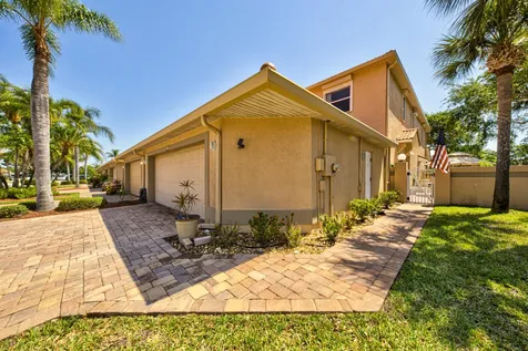 27 Marina Isles Boulevard Indian Harbour Beach FL 32937