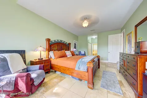 27 Marina Isles Boulevard Indian Harbour Beach FL 32937