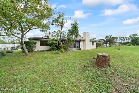 620 Harrington Street SW Palm Bay FL 32908