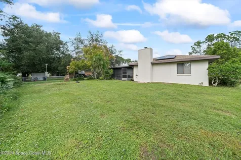620 Harrington Street SW Palm Bay FL 32908