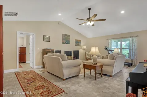 1323 Platt Avenue SW Palm Bay FL 32908