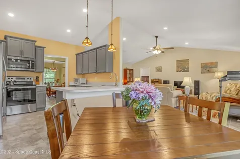 1323 Platt Avenue SW Palm Bay FL 32908