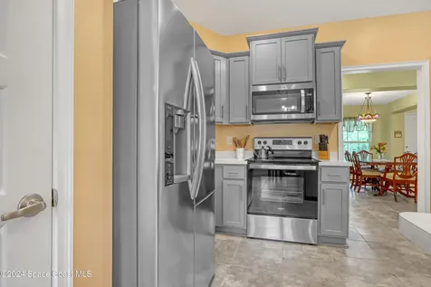 1323 Platt Avenue SW Palm Bay FL 32908