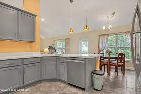 1323 Platt Avenue SW Palm Bay FL 32908