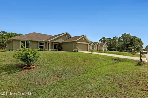 1323 Platt Avenue SW Palm Bay FL 32908