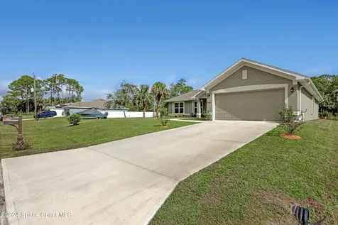 1323 Platt Avenue SW Palm Bay FL 32908