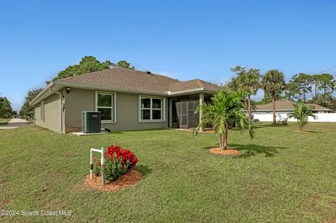1323 Platt Avenue SW Palm Bay FL 32908