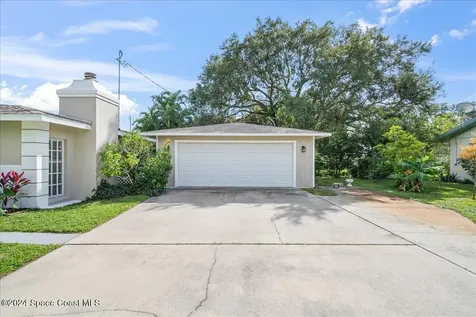 3425 1st Road Vero Beach FL 32968