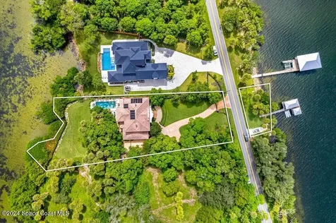 10210 S Tropical Trail Merritt Island FL 32952