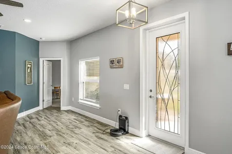 817 Serenade Street NW Palm Bay FL 32907