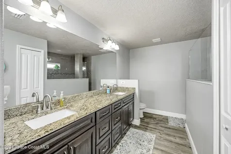817 Serenade Street NW Palm Bay FL 32907