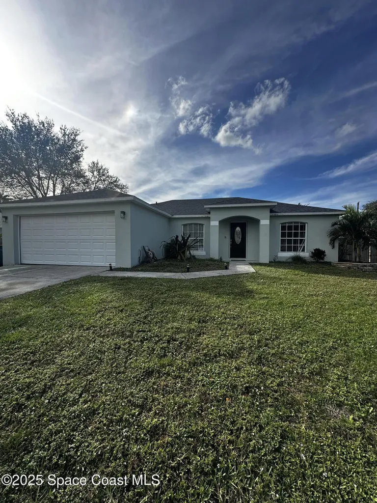 1078 Helena Avenue NW Palm Bay FL 32907