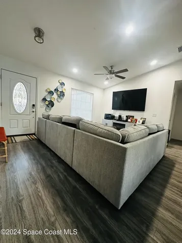 1078 Helena Avenue NW Palm Bay FL 32907