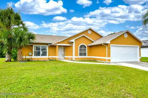 1012 SW Idol Avenue Port St. Lucie FL 34953