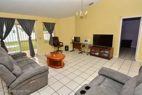 1012 SW Idol Avenue Port St. Lucie FL 34953