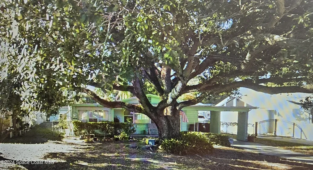 4404 W Paul Avenue Tampa FL 33611