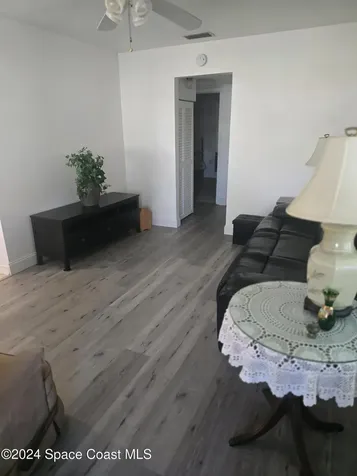 4404 W Paul Avenue Tampa FL 33611