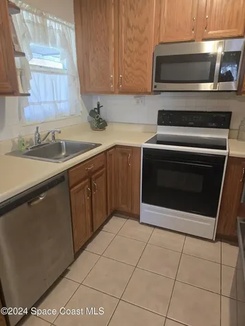 4404 W Paul Avenue Tampa FL 33611