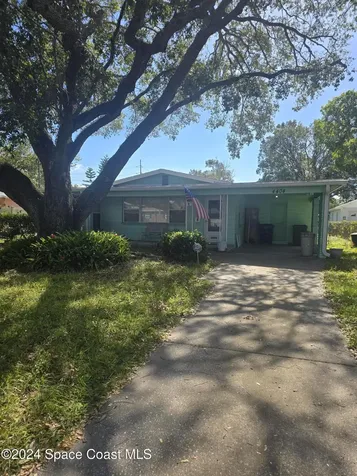 4404 W Paul Avenue Tampa FL 33611