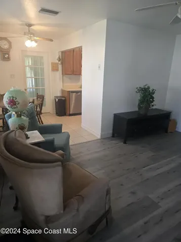 4404 W Paul Avenue Tampa FL 33611