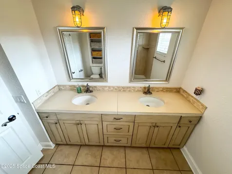 215 Bonita Drive Merritt Island FL 32952