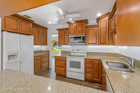 530 Sunset Lane Merritt Island FL 32952