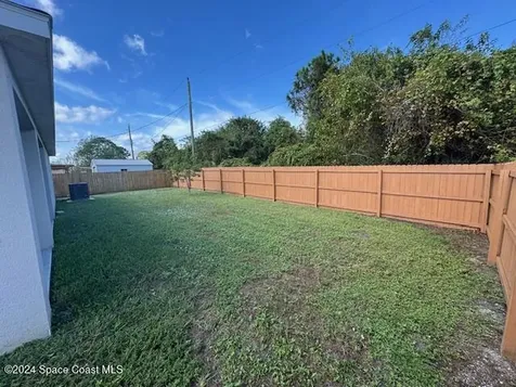 791 Montrose Street SE Palm Bay FL 32909