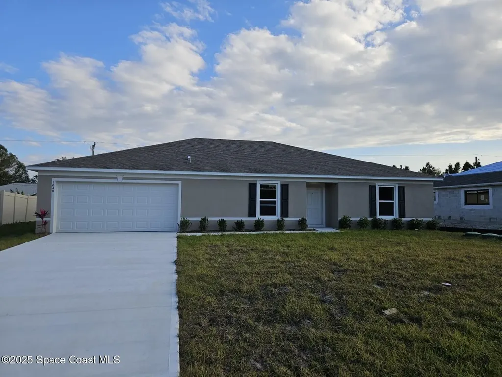 1060 Westport Street SE Palm Bay FL 32909