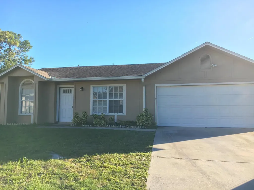 1724 Delki Street NW Palm Bay FL 32907