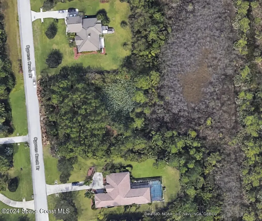 5665 Cypress Creek Drive Grant FL 32949