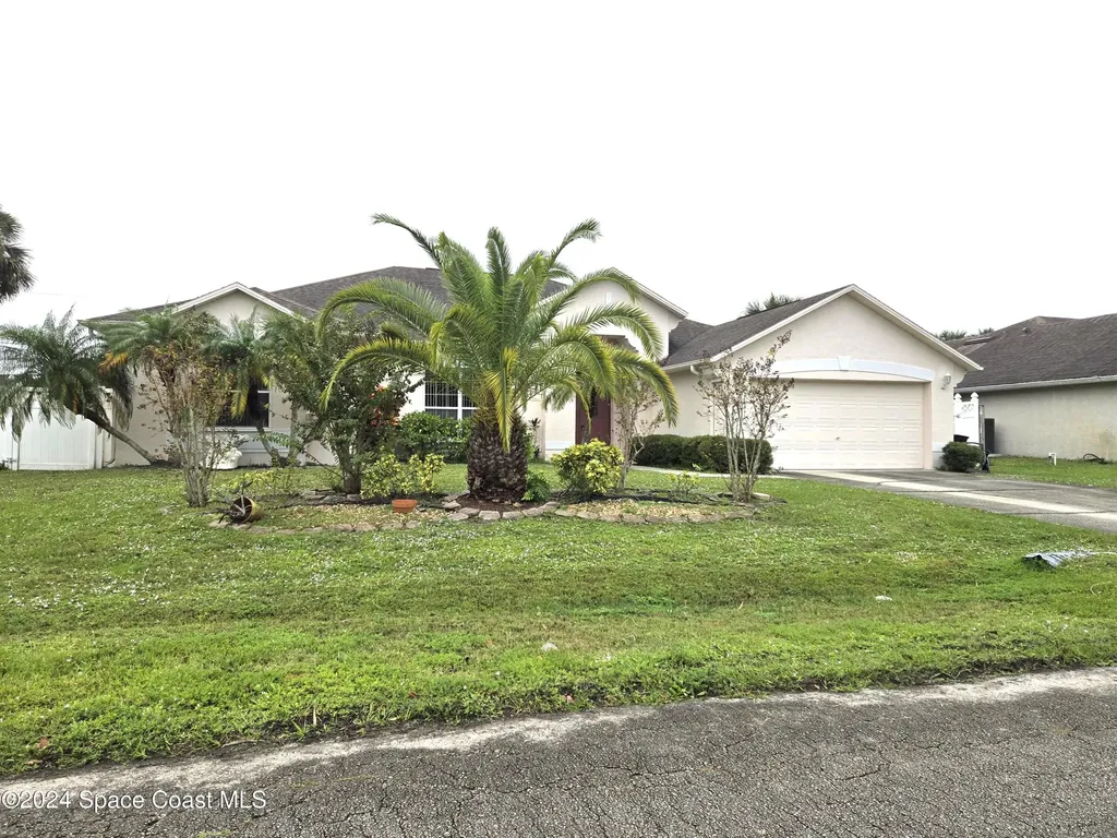 556 Bernardo Avenue NE Palm Bay FL 32907
