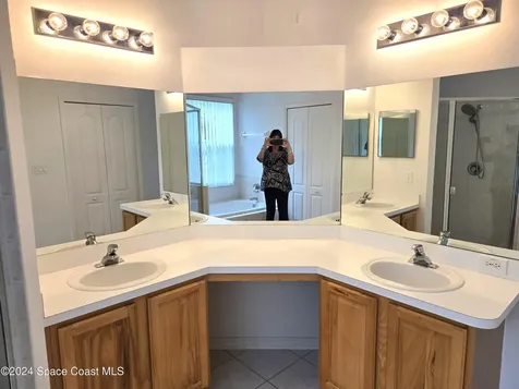 556 Bernardo Avenue NE Palm Bay FL 32907