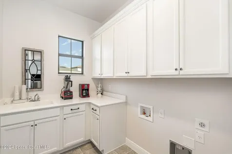 8386 Lyside Drive Melbourne FL 32940