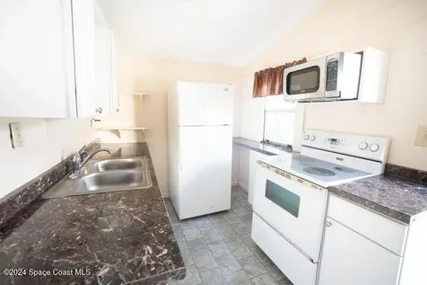 602 Indian River Avenue Titusville FL 32796
