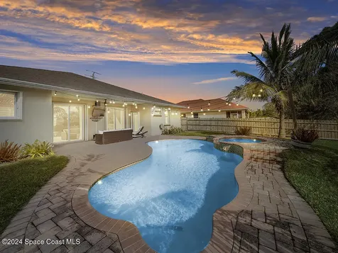 168 SW Oakridge Drive Port St. Lucie FL 34984