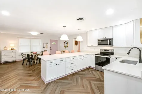 221 Espanola Way Melbourne FL 32901