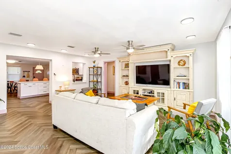 221 Espanola Way Melbourne FL 32901