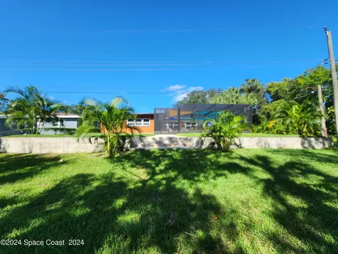 637 Espanola Way Melbourne FL 32901